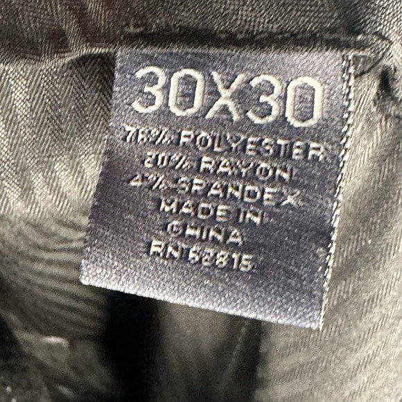 Madison Modern Fit Motion Stretch Men's Gray 30x30 Dress Pants EUC - Picture 9 of 11